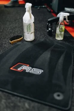 Interiør Rens GYEON Q²M FabricCleaner 1l -Ks Tools Shop 1d3a6660 1200x1800 1