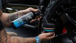 Dekkskinne AUTO FINESSE Gloss 500ml -Ks Tools Shop 353A1662 2 999x562 1