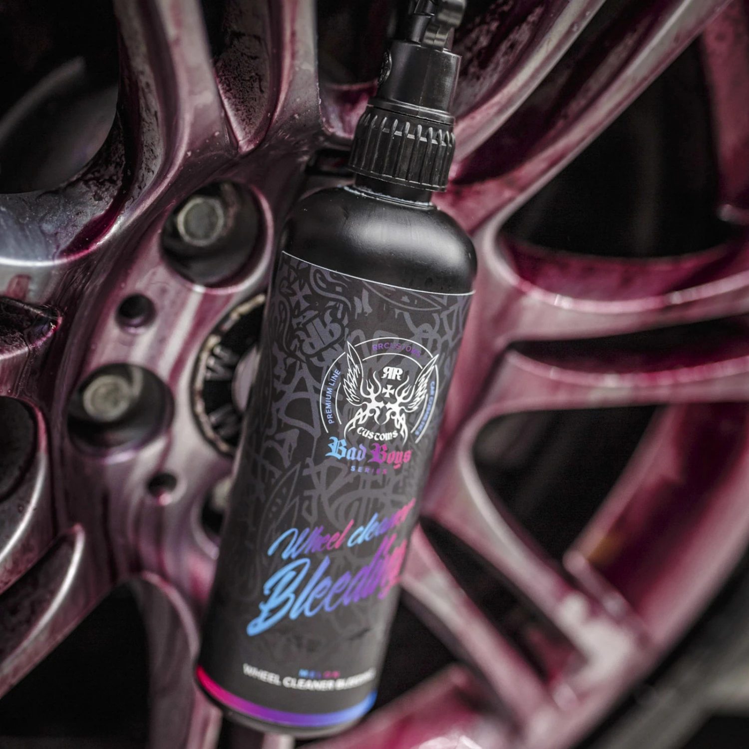 Hjul Renser BADBOYS Wheel Cleaner Bleeding 1L 7 Hjul Renser BADBOYS Wheel Cleaner Bleeding 1L - Bilde 7