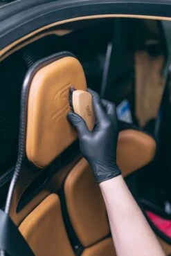 Rengjøringsbørste Skinn GYEON Q²M LEATHERBRUSH -Ks Tools Shop gq 1 of 64 1200x1799 1