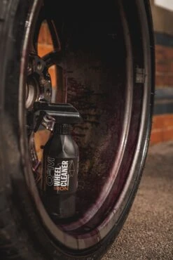 Hjul Renser GYEON Q²M Iron WheelCleaner 1l -Ks Tools Shop gyeon 178 1200x1798 1